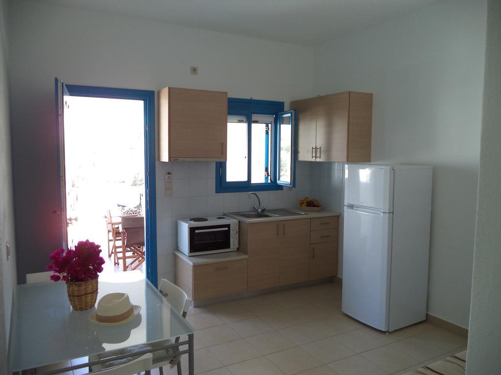 Taxiarchis Studios Agios Georgios  Exteriör bild