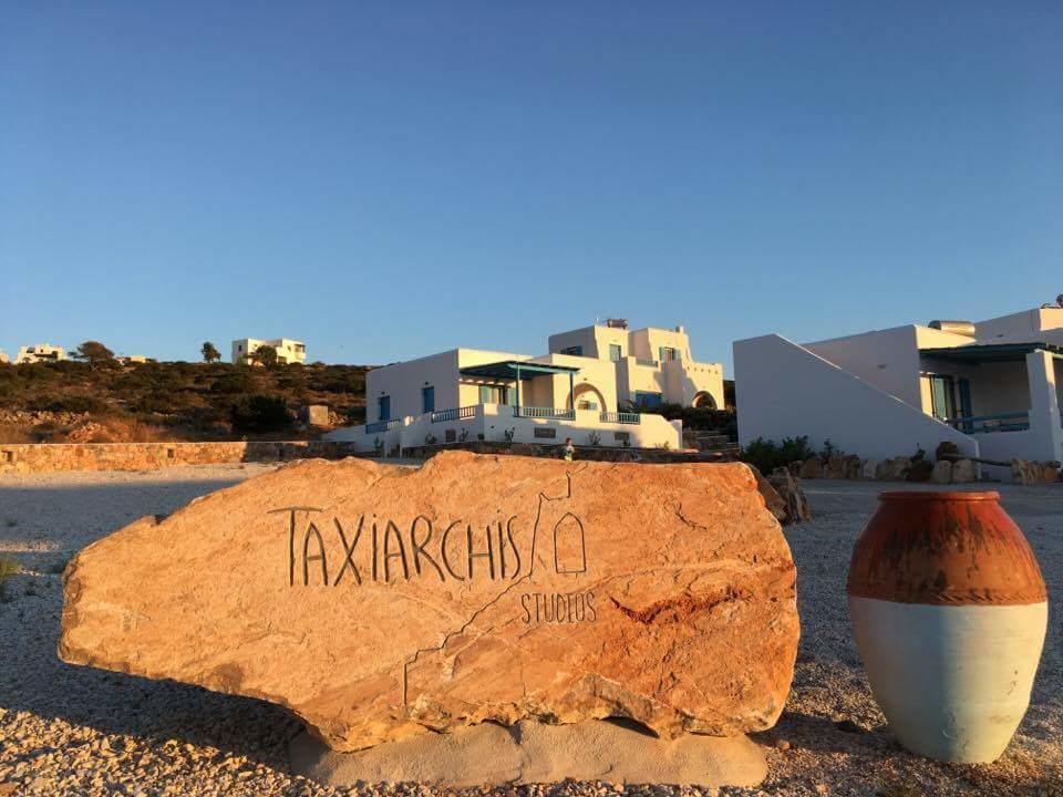 Taxiarchis Studios Agios Georgios  Exteriör bild