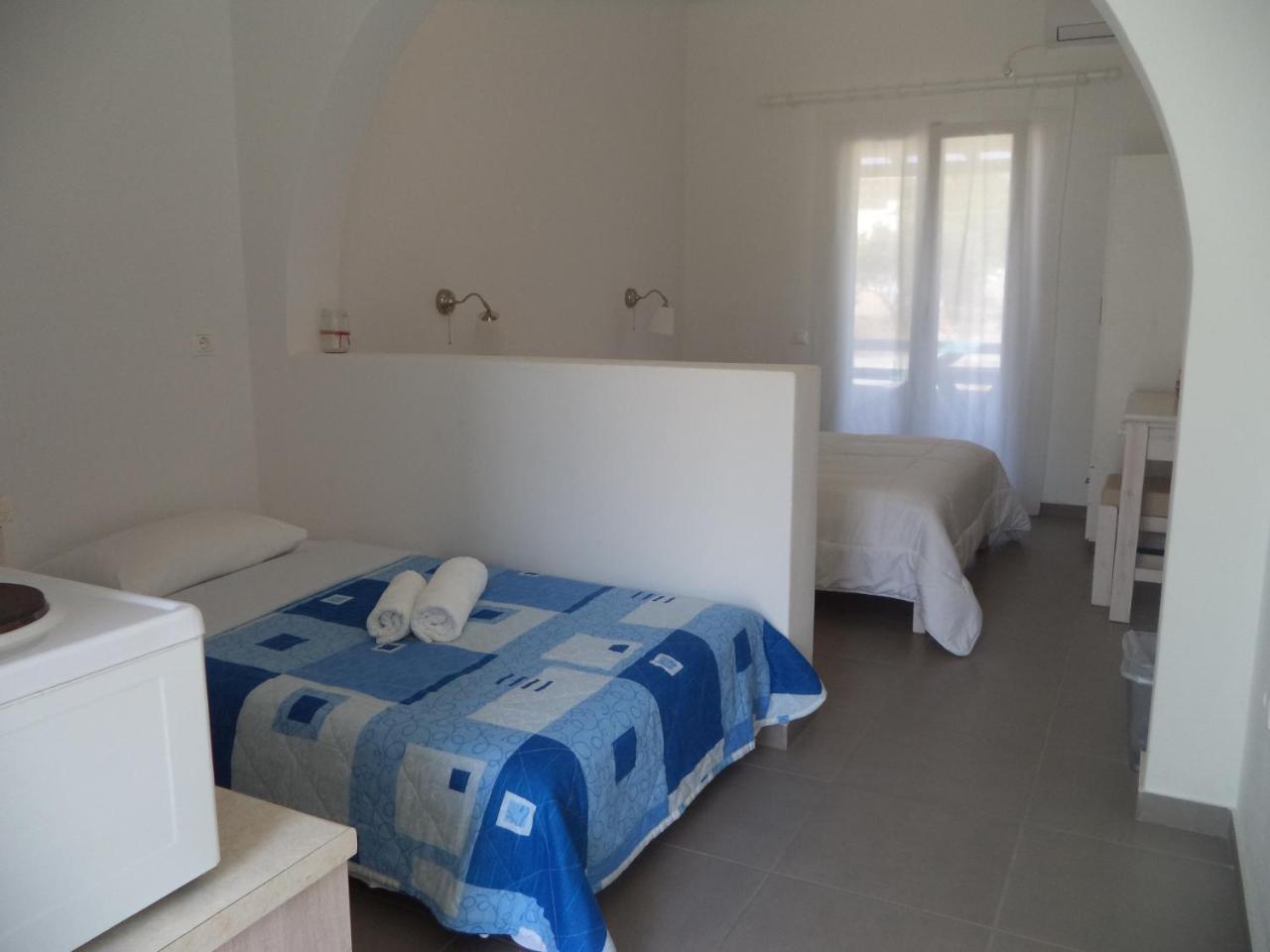 Taxiarchis Studios Agios Georgios  Exteriör bild